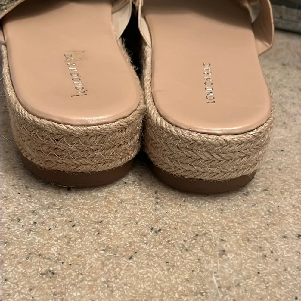 Cream and Black Sandals with Cross-Strap Design